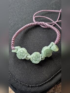 Green Jade Floral Bead Macramé Bracelet